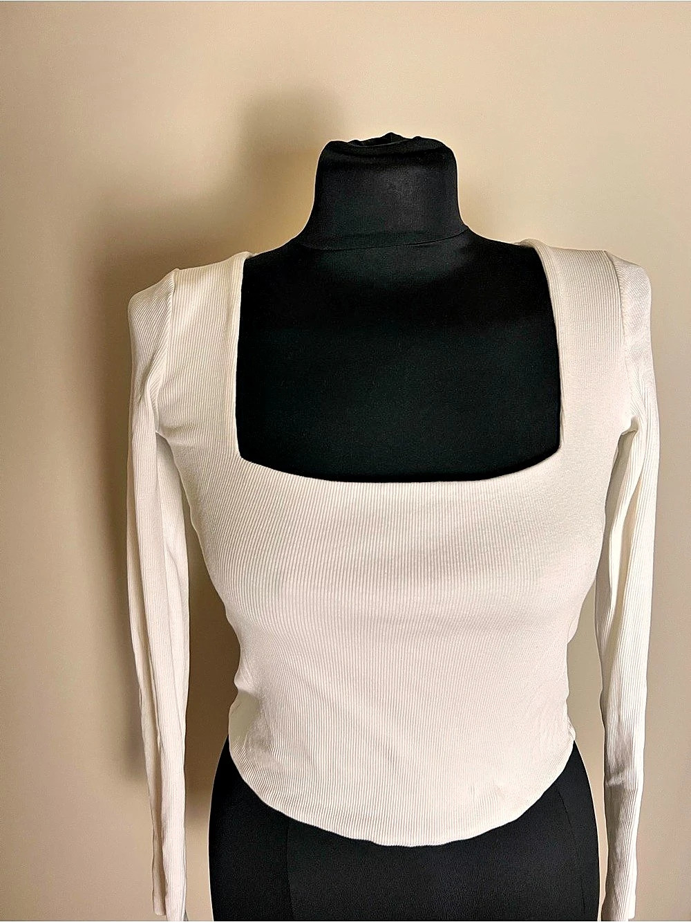 Zara Ribbed Long Sleeve Square Neck Top in White Size Medium